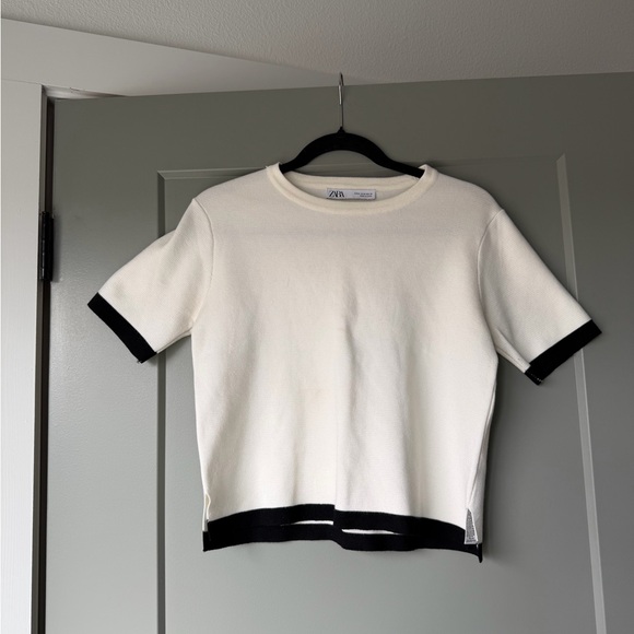 Zara Tops - Zara Cream and Black Knit Top
